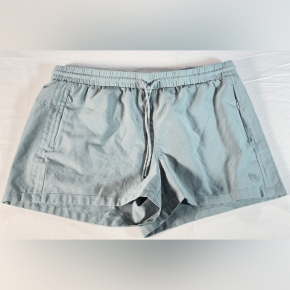 Avalanche Pants - Avalanche Women's Light Green Shorts. Size Large